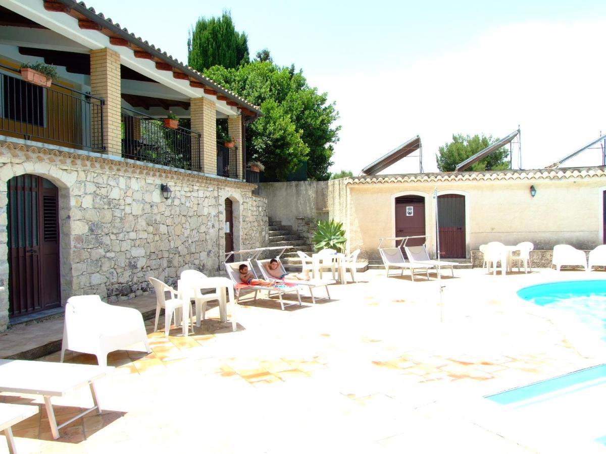 Agriturismo Le Chiuse Carlentini Esterno foto