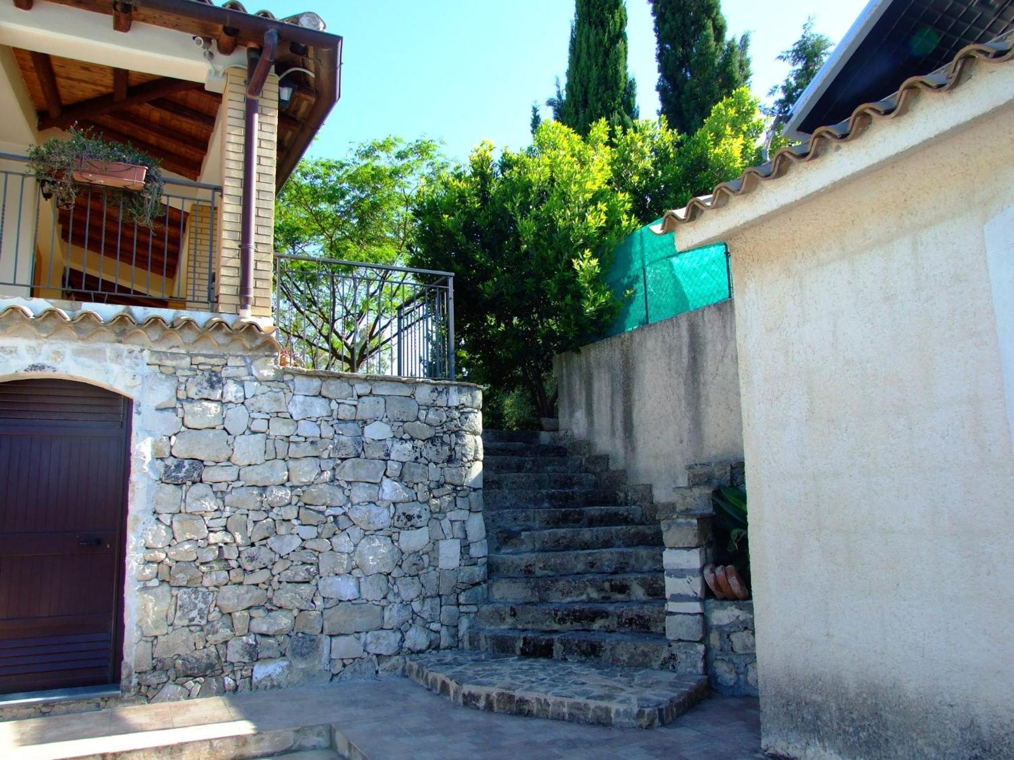 Agriturismo Le Chiuse Carlentini Esterno foto